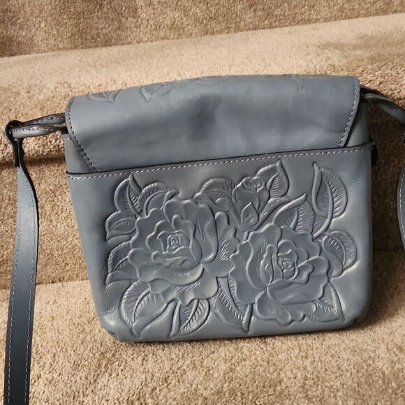 Patricia Nash "Leandra" Blue Tooled Leather Crossbody Bag w/ Embossed Flowers - Picture 6 of 15